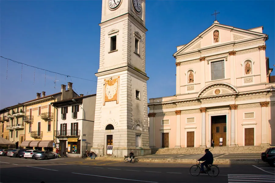 Veduta di Cameri.