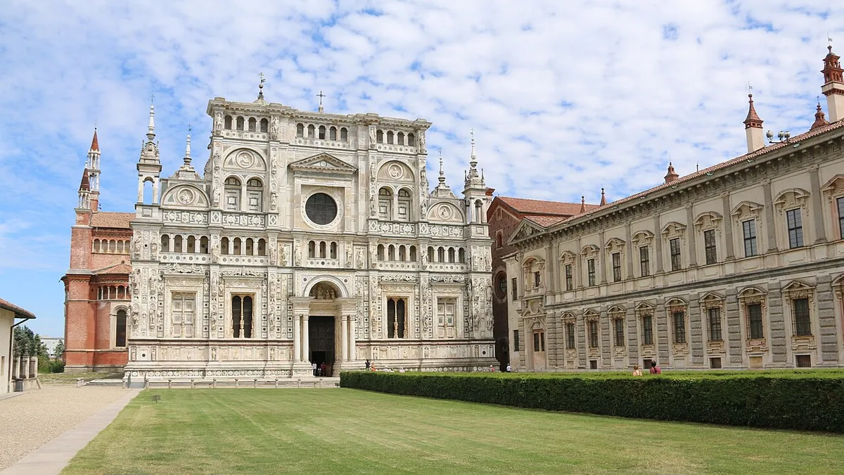 Veduta di Certosa di Pavia.