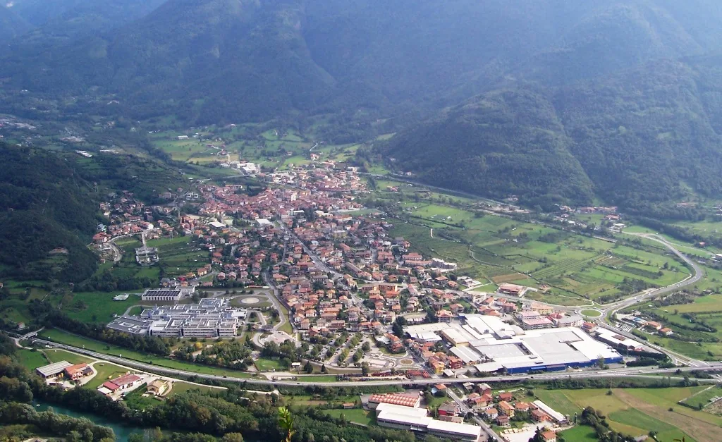 Veduta di Esine.