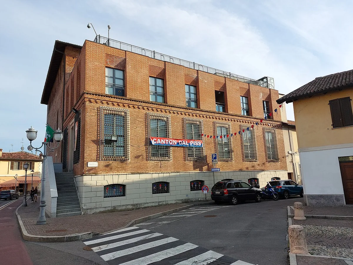 Veduta di Lacchiarella.