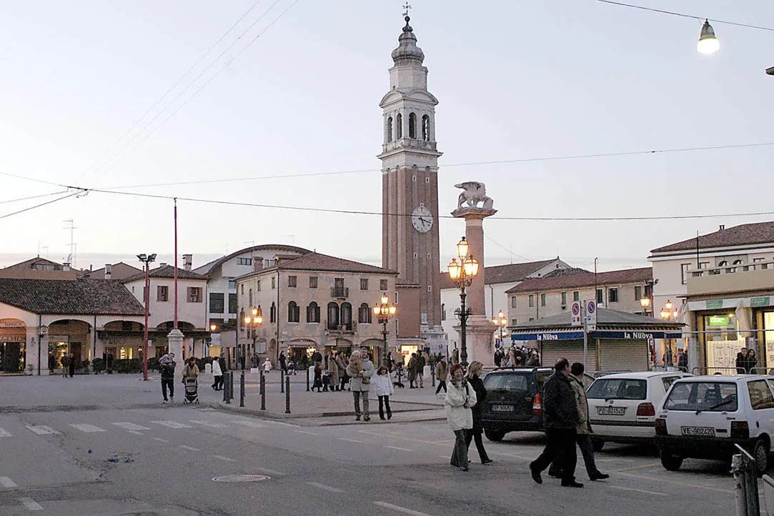 Veduta di Mirano.