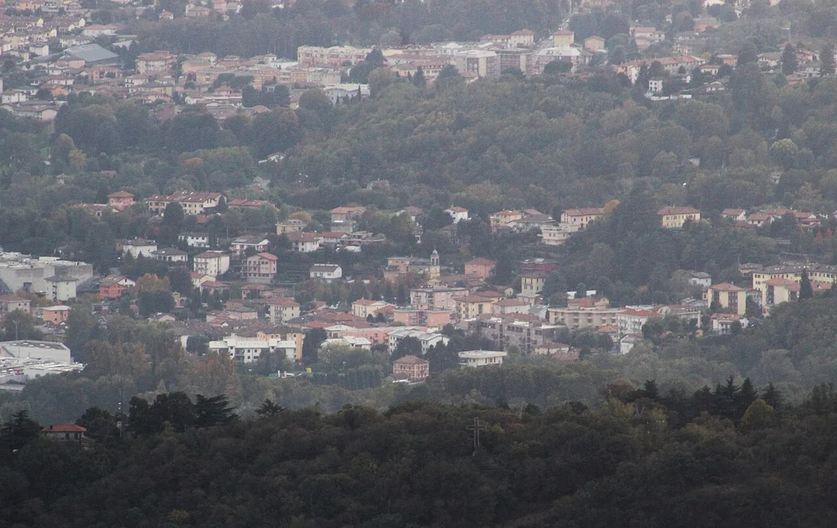 Veduta di Montano Lucino.