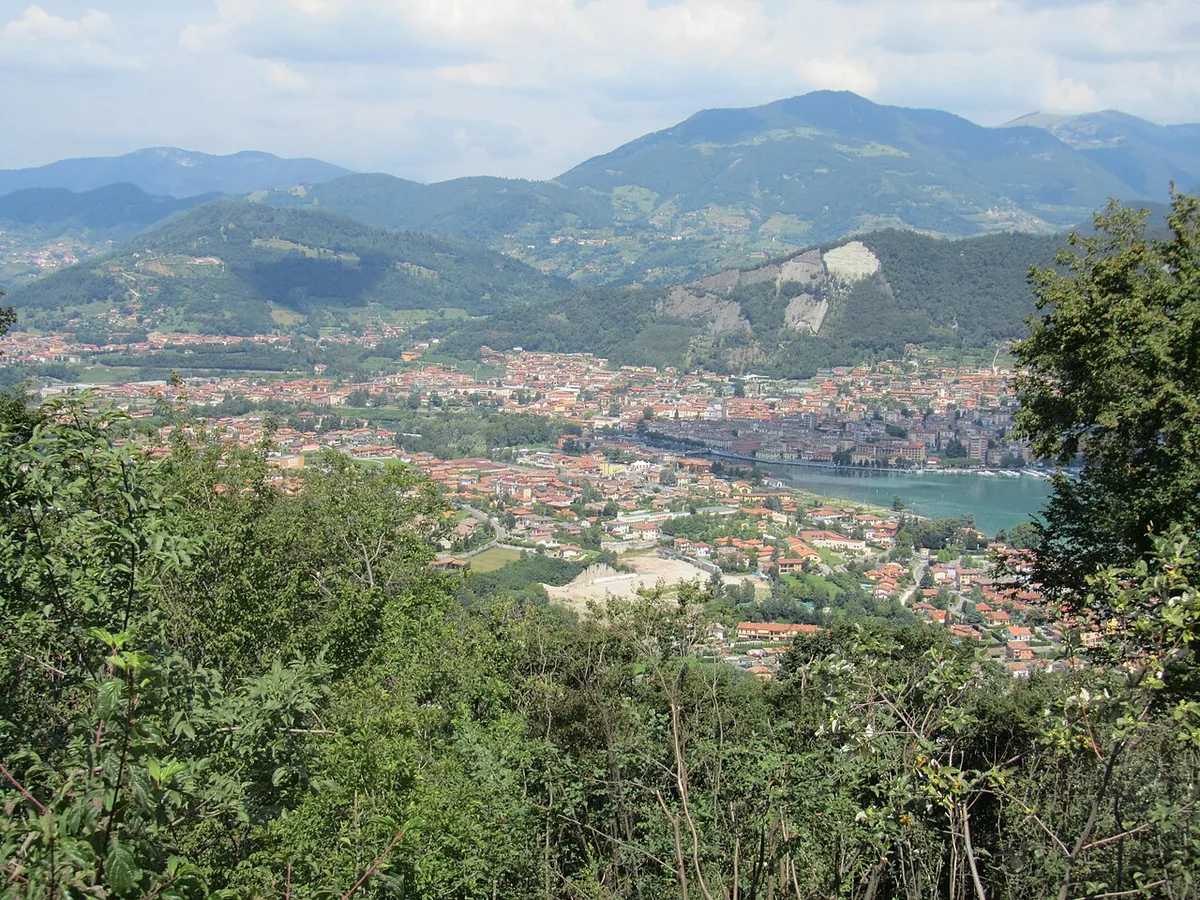 Veduta di Sarnico.